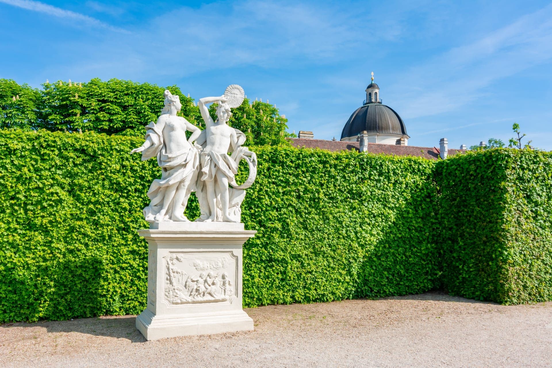 Upper Belvedere Palace Guided Tour with Skip-the-Ticket-Line Entry - image 18